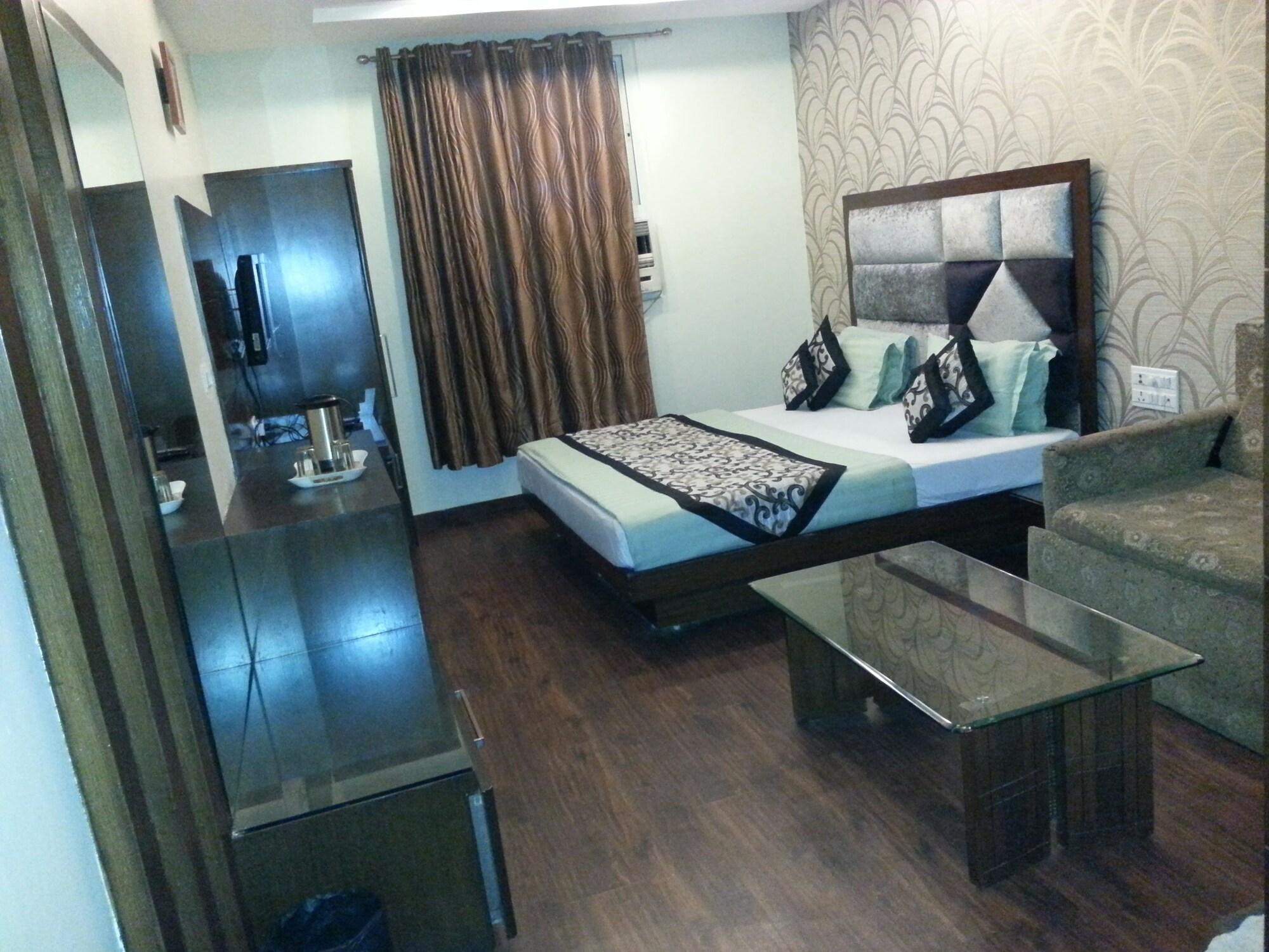 Hotel Vanson Villa - Near Connaught Place Nova Deli Exterior foto